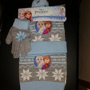 Frozen scarf set